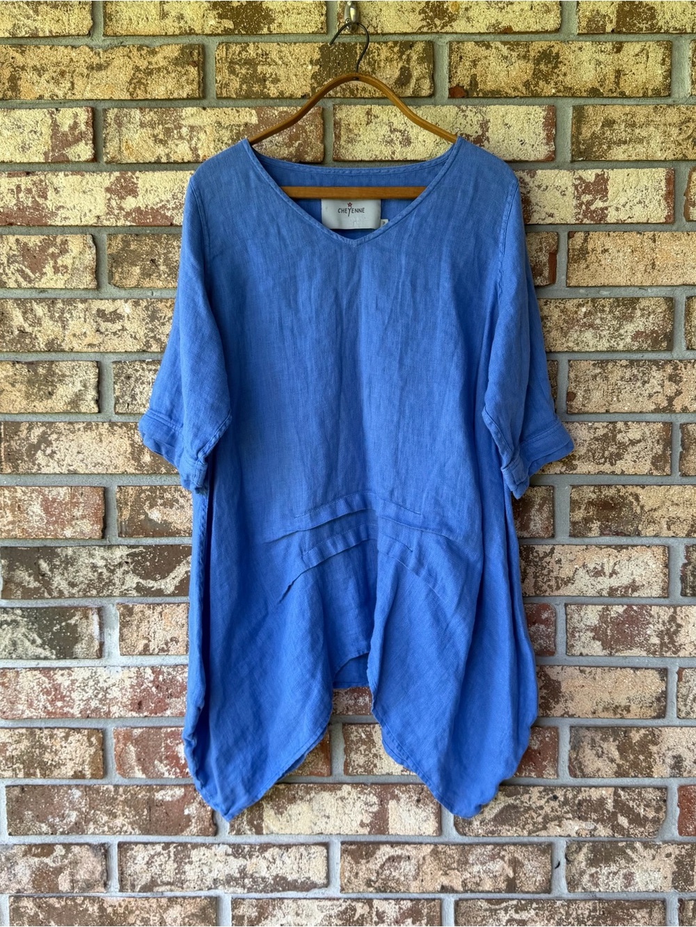 Cheyenne Top Women’s Size Small - Medium 100% Linen Blue Beautiful Condition!
